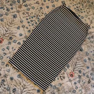 Old Navy pencil skirt